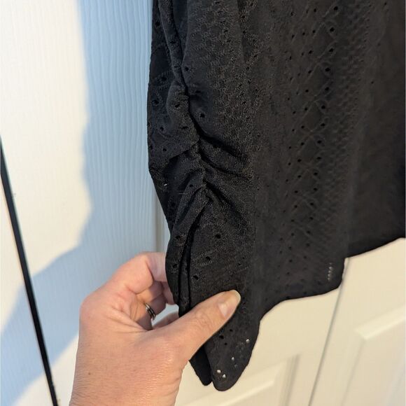 Women’s Black Eyelet Short Sleeve Top | Crew Neck | Side Ruching | Medium - Picture 3 of 6